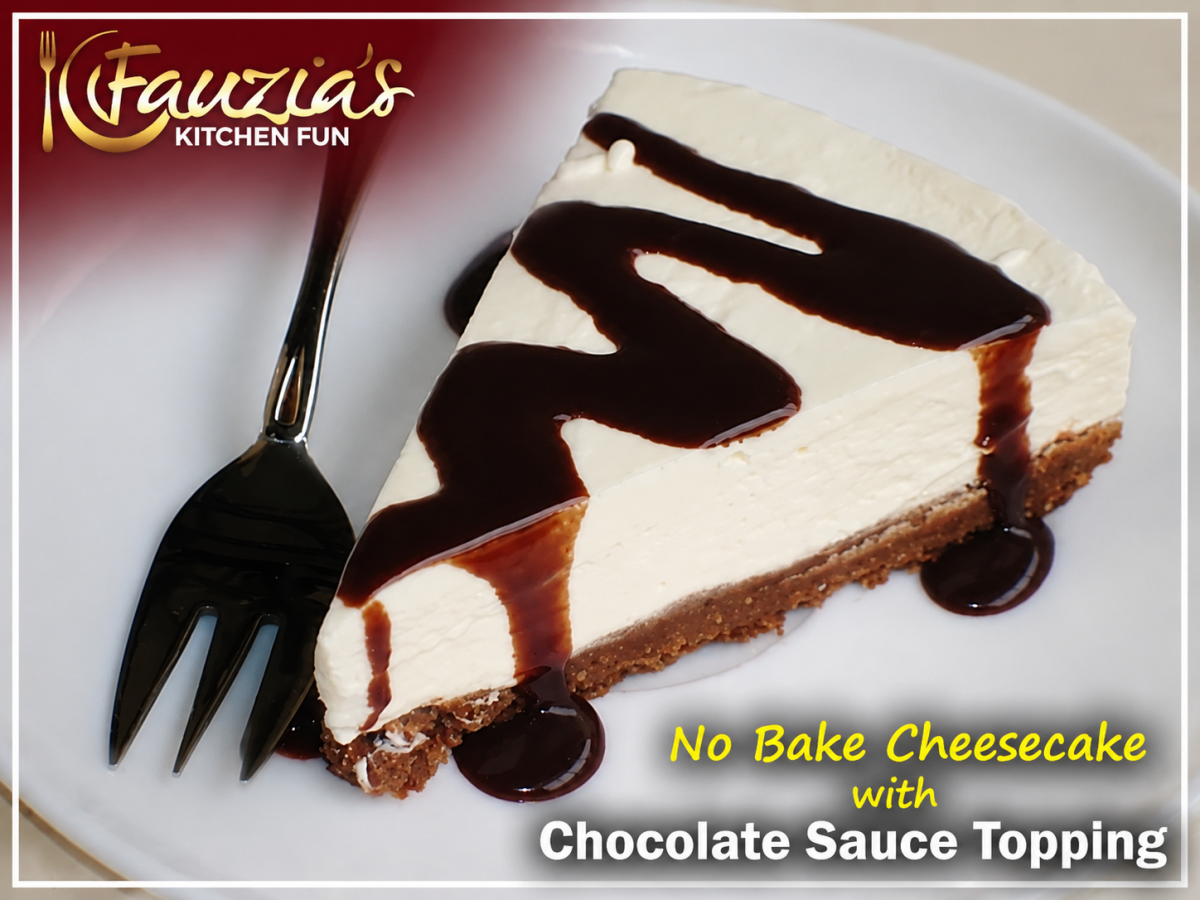 No-Bake Cheesecake with Chocolate Sauce Topping