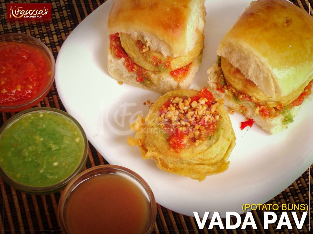 Vada Pav (Potato Buns)