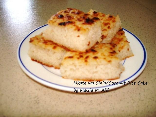 Mkate wa Sinia (Rice and Coconut Cake)